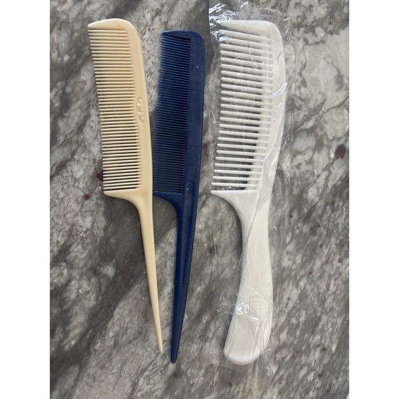 Accessories - Vintage Hair Combs LOT OF 3 Detangler Combs Various Styles 5"-8" Clinique